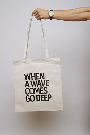 Lake Malawi Tote Bag, When A Wave (Ecru)